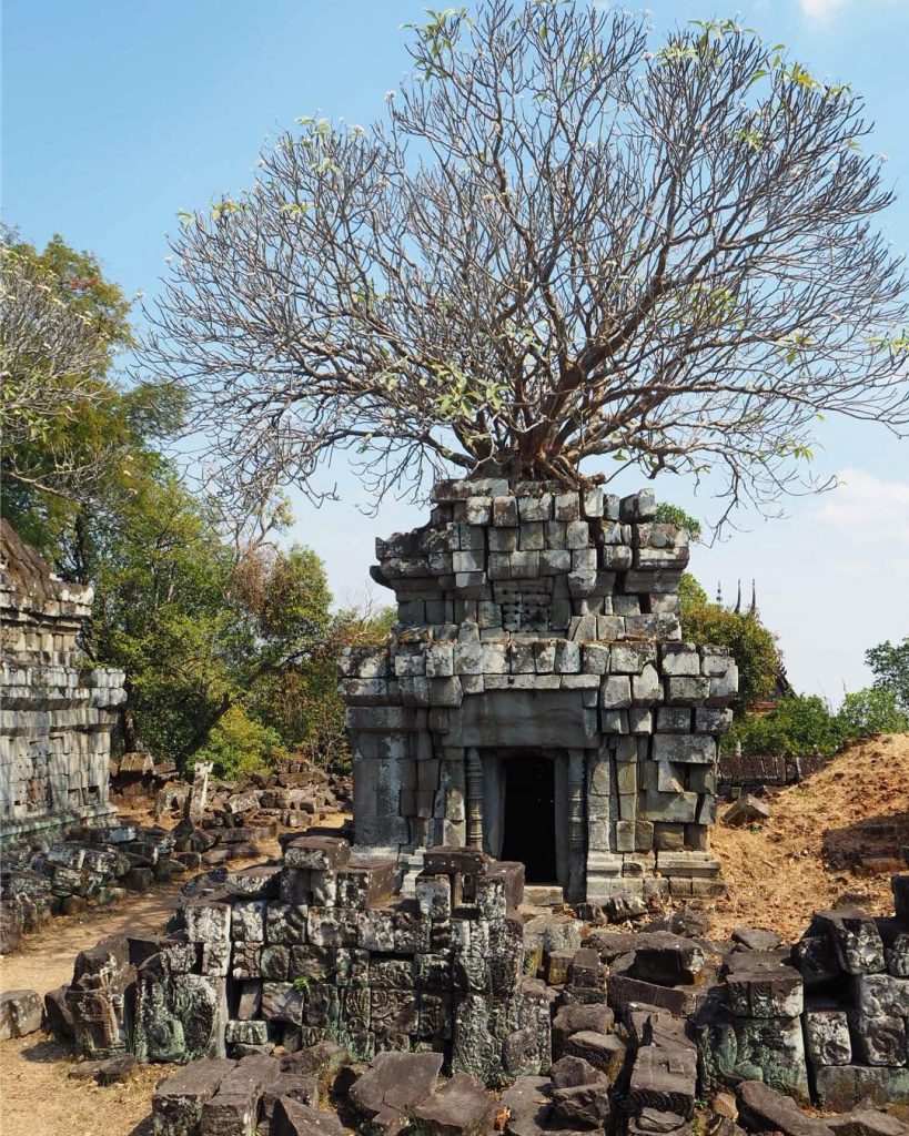 Slowly staring to file through the almost 1,000 photographs from around the temples of&hellip;