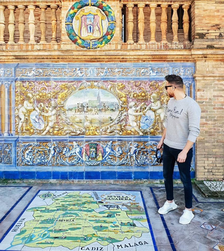 #sevilla  #españa  #plazaespañasevilla #roadtrip  #travelers  #voyage  #holidays  #europe #europedelest  #photography  #photographer  #instapic #travelrepost  #travelsolo …