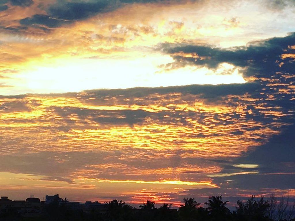Just a small throwback to this sunset, that stole my heart! It’s been already&hellip;