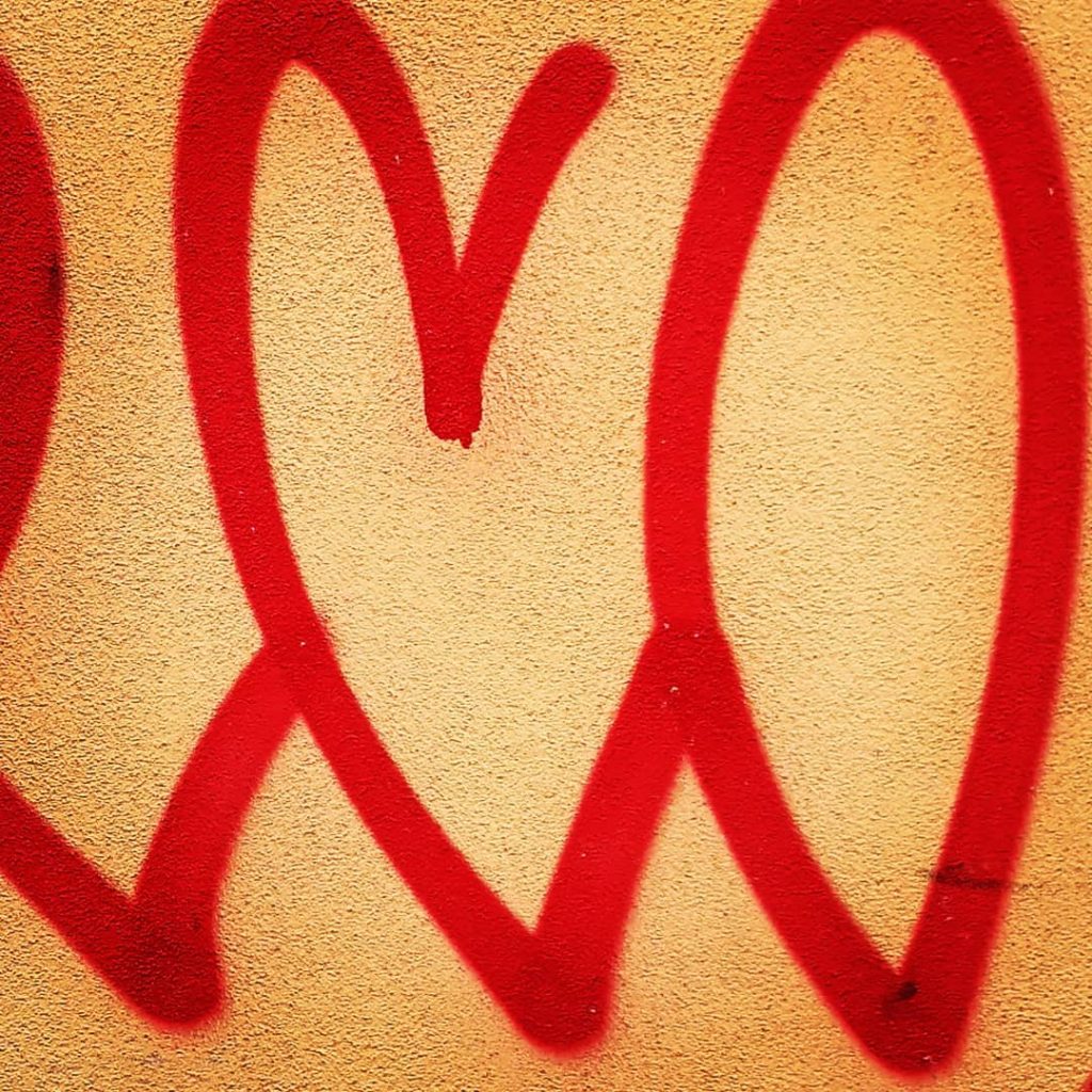 #vedocuori #cuoriovunque #rsa_streetview #graffiti #street_art #jj_urbanart #mural #graffitiart #graff #streetart #instagraff #urban #urbanromantix #street_art&hellip;