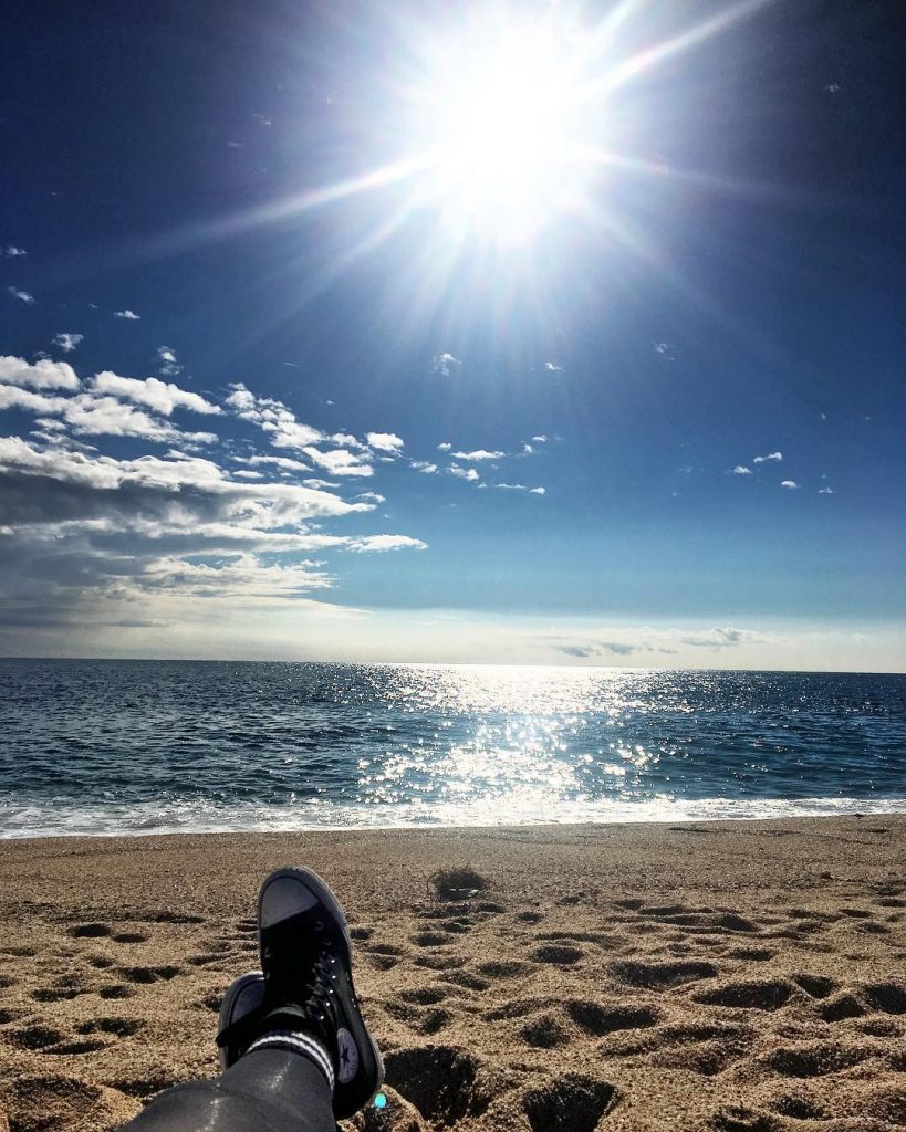 Just for my friends in freezing Amsterdam ️???? #chasingthesun #sunnywinter #dontwanttoleave #spain #beach #sun&hellip;