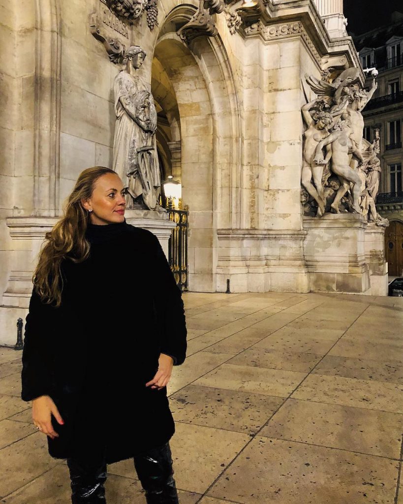 Paris je t’aime ️ • • • • #bnesimppl #styleinspo #streetstyleinspo #bloggerslife #mylook #mangogirls&hellip;