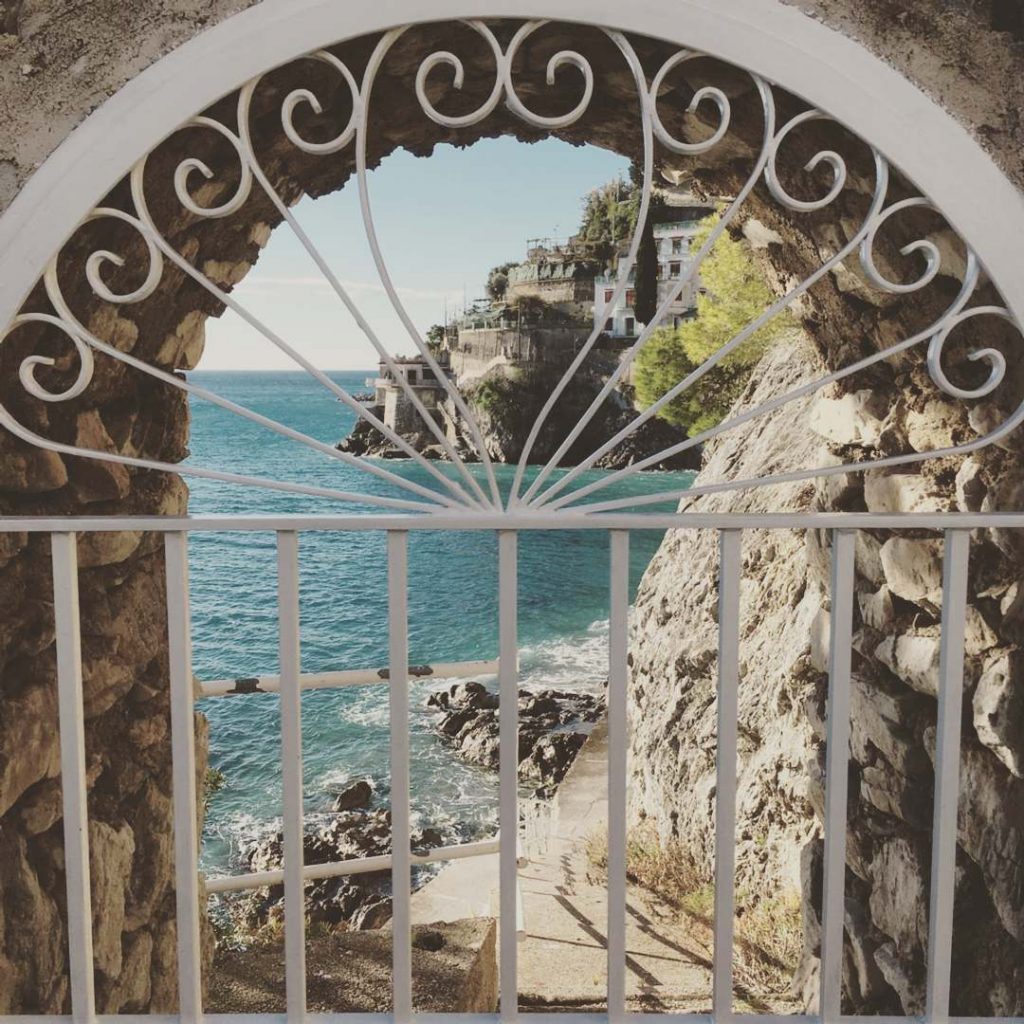 #cetara #cetaraofficial #amalficoast #amalficoast_ #amalfitanacoast #sea #beautifuldestinations #pics #travel #travelgram #travelphotography #travels #travel_drops #campaniadavivere&hellip;
