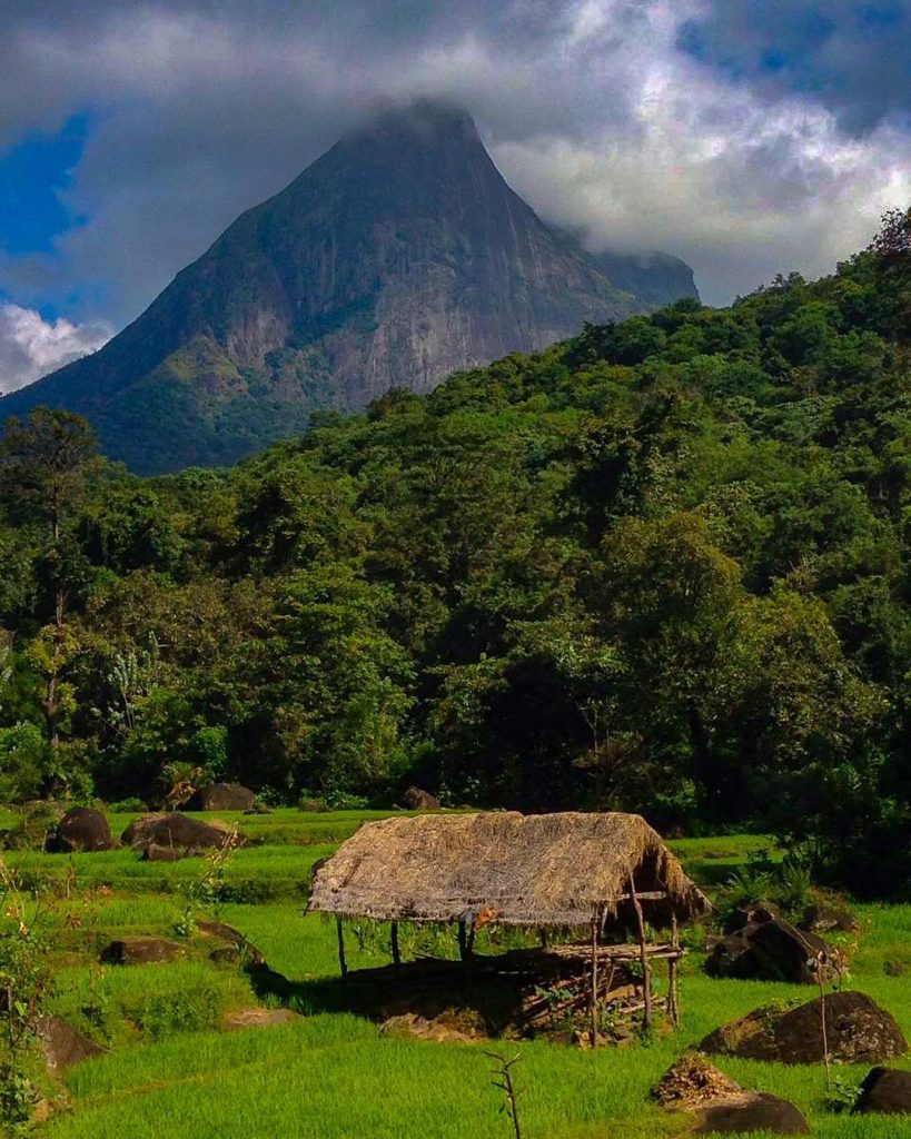 Meemure! ️???????? . . . #srilanka #srilankans #srilankan #srilankatrip #srilankadaily #vacation #vacationmode #vacationgoals #traveller&hellip;