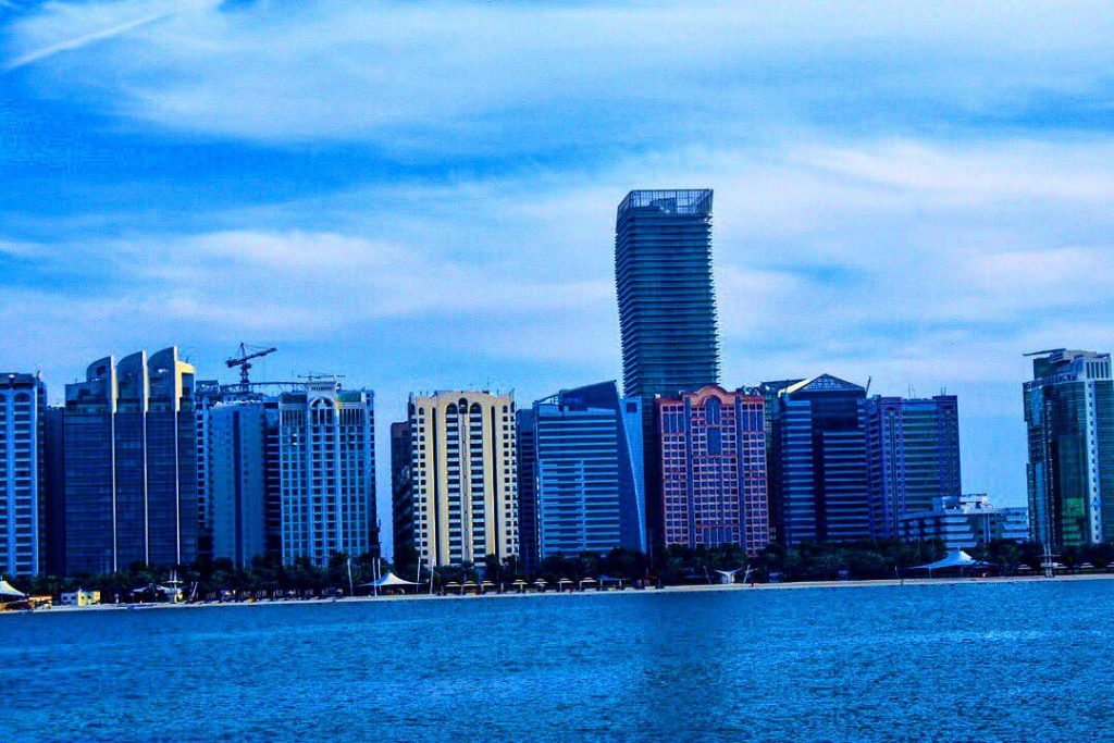 City and Sea ~ #abudhabi #uae #makemoments #inabidhabi #myabudhabi #cityscape #ocean #oceanscape #landscape #landscapephotography&hellip;