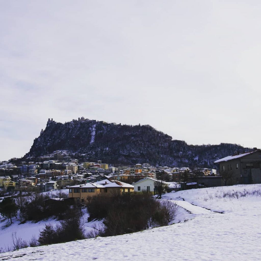 #discoveryourplanet #corsofotografico @solo_traveling #scenes_from_beautiful_cities #piclyphotography #photographerfocus #traveldestinations_ig #earthescope #travel #digitalnomad #thejetlagjunkie #travelldevill #globewandererrepost #travellingourplanet&hellip;