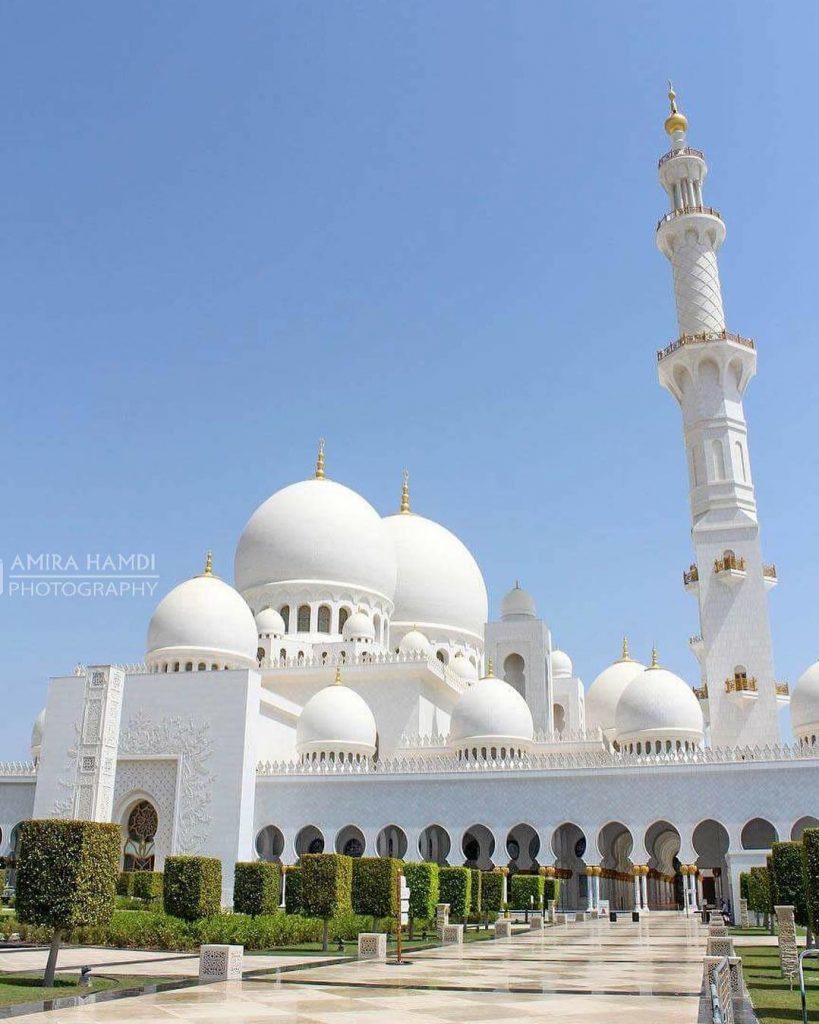 I want to visit again during sunset ???????? #uae #abudhabi #sheikzayedgrandmosque #grandmosque #grandmosqueabudhabi #aroundtheworld&hellip;