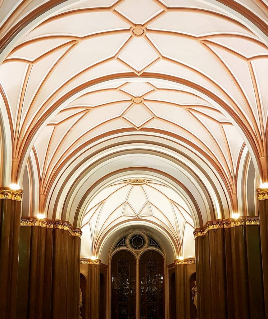 Unterwegs im Roten Rathaus von Berlin bei der Verleihung der Ferdinand-von-Quast-Medallie #berlin #rotesrathaus #rotesrathausberlin…