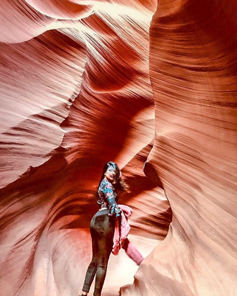 Beauty awaits every turn you make in the antelope canyon ️ #IntoTheCanyon • •…