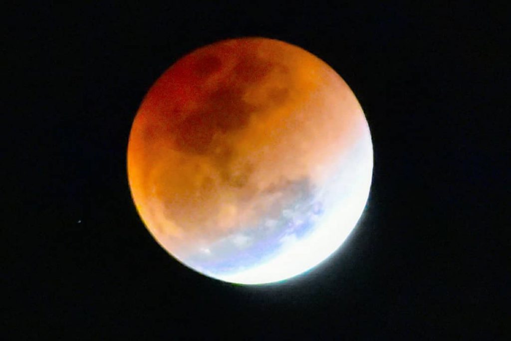 The moon is magic for the soul and light for the #throwback #supermoon #moon&hellip;