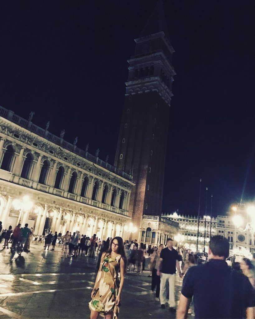 #venezia #venice #sanmarco #campanile #summervibes #summernights #girl #summertime #landscape #igtravel #instago #travelphoto #traveladdict #aroundtheworld…