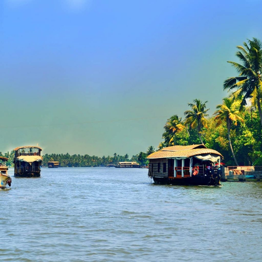 #???? JUST ONE WORD ALLEPPEY️ #mobile_photography__ #mobile_photography #phone_photography #mobile__photography___ #mobile_photographyofficial #mobile__photography__ #world_photography_page #gods_beauty_shines #photo&hellip;