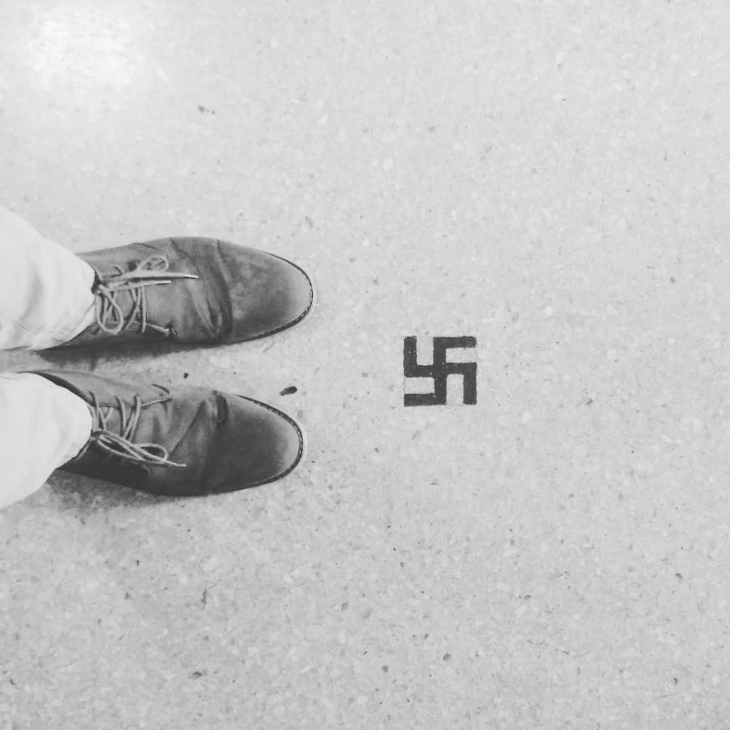 a state of mind. i think nein. #feetparadox #swastika