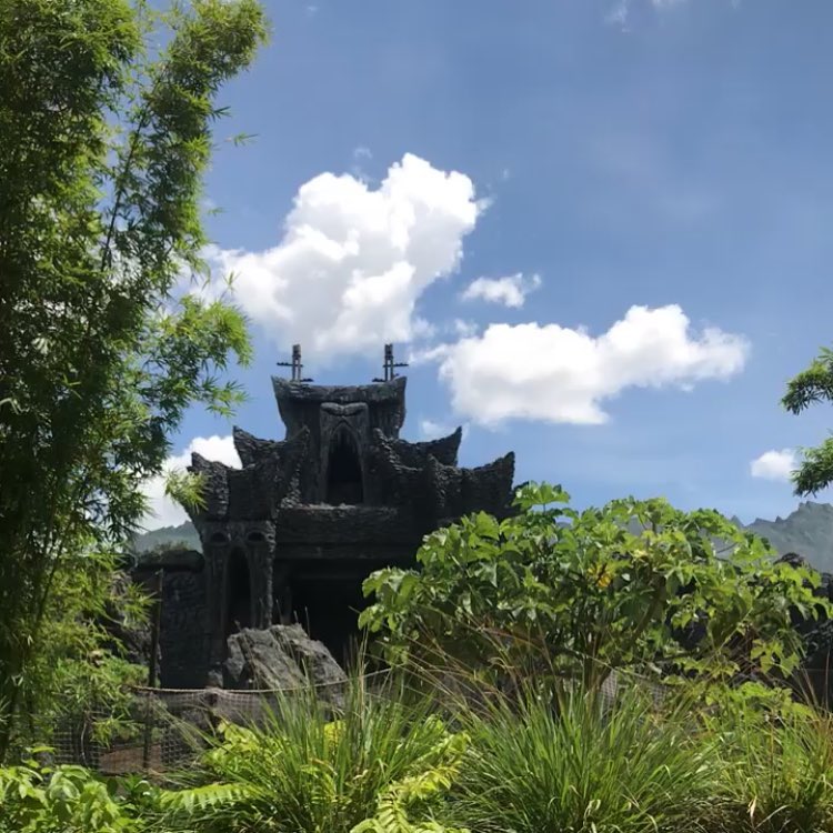 Islands of Adventure! Gear up for the thrill@grandfamilyadventures @grandfamilyadventures @grandfamilyadventures #travel #leisure #luxury #familytrips…