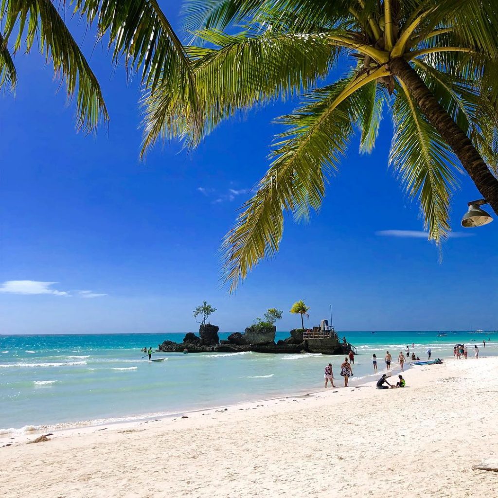 += #boracay #beach #sea #travel #travelblogger #backpacking #itsmorefuninthephilippines #philippines #adventurephbeach #musttravelph #the_ph #followforfollowback #photooftheday&hellip;