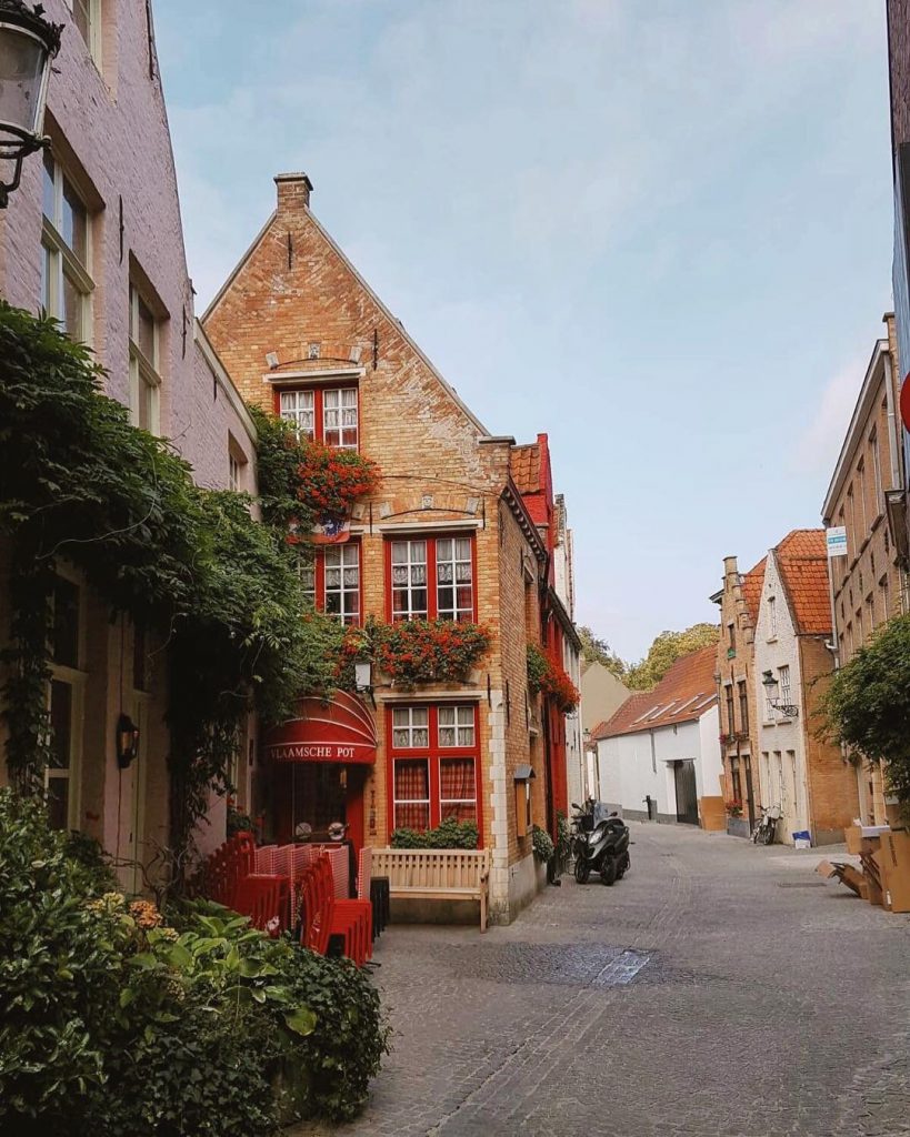 NEW POST ???????? I wrote a little something about my trip to Bruges. One&hellip;