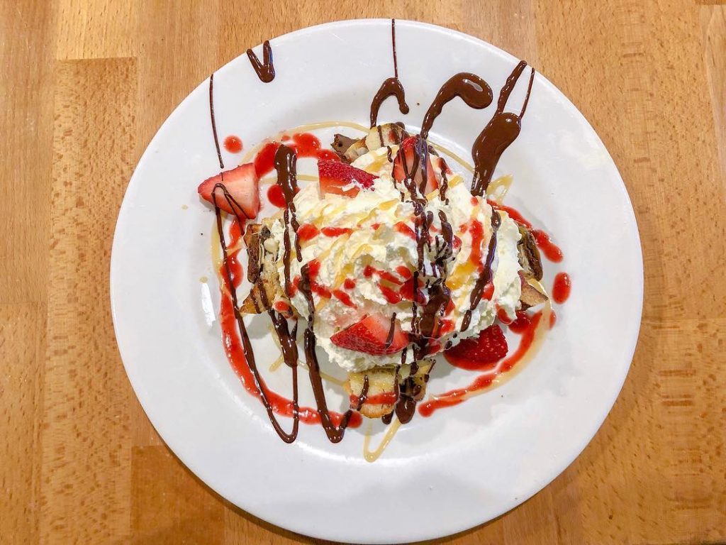 Brunch at @cacao70 was EXACTLY what I needed. Even if I started off with&hellip;