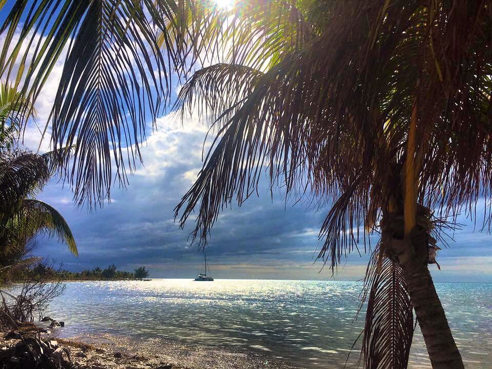 Travel is the only thing you buy that makes you richer ———————————————————————————————————— #belize #america&hellip;