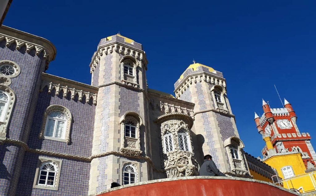 The breathtaking Pena Palace in Sintra . . . . . . #openmyworld #travellifedailypic&hellip;