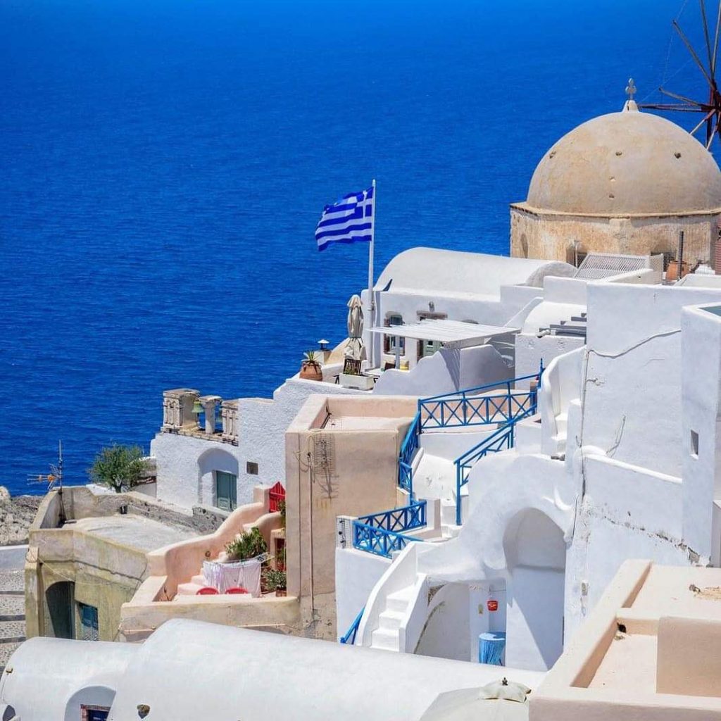 Found a deal for Erick Montes de Oca! London Gatwick- Athens in May for&hellip;