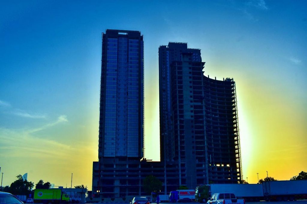 Never be afraid to walk away from someone or something ~ #abudhabi #uae #makemoments&hellip;