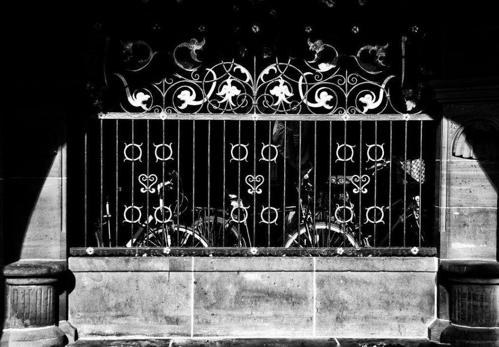 #fotoartistiche #bnesimppl #fotartplgz #pierluigizag Edited with: @carbonblackandwhite _ #urban #urbanart #urbanoutfitters #urbandecay #urbangangfamily #urbanexploration&hellip;