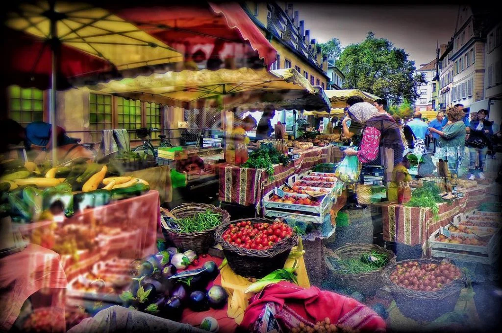 #fotoartistiche #bnesimppl #fotartplgz #pierluigizag #mercatino Edited with: @carbonblackandwhite _ #photo #photos #nikon #pics #picture&hellip;