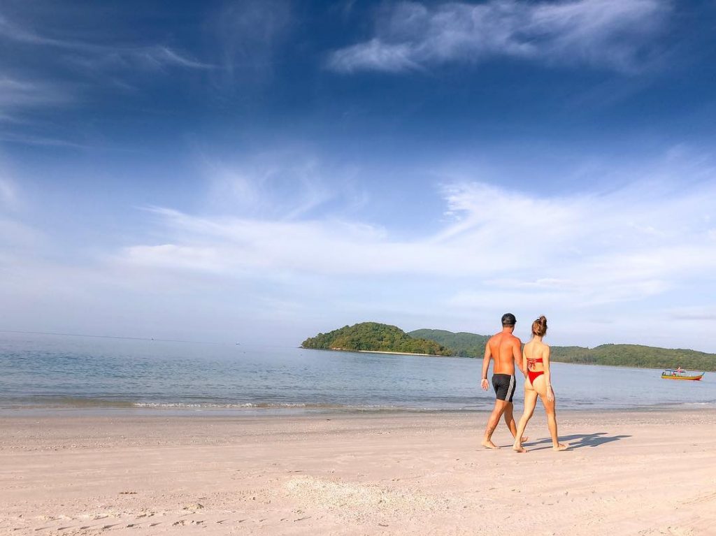 Would love to live life like this everyday . . . #malaysia #langkawi #pantai&hellip;