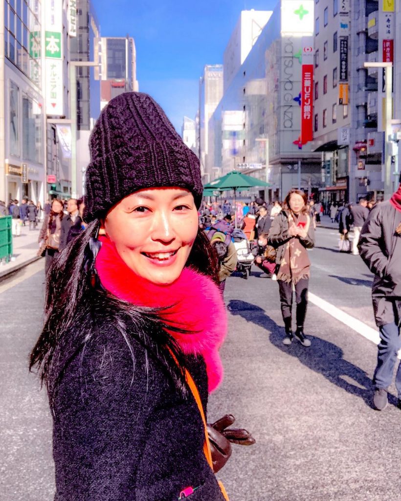 good morning 本日ランはお休み 左足首やっぱり不調 . 腹筋ローラー、ダンベル、チューブバンドで 軽〜く家トレから1日スタート️‍️ . ゆる〜く細〜く長〜く Better than nothing . .…