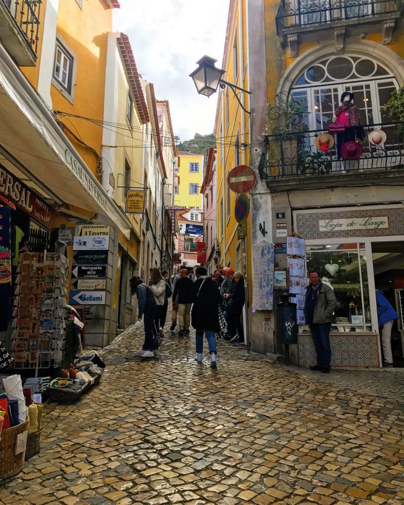 #portugal #葡萄牙 #lisbonportugal #travel #backpackers #adventuretime #背包客 #igersportugal #igerportugal #iamtb #travelrepost #bnesimppl #portugaltravel #travelportugal&hellip;