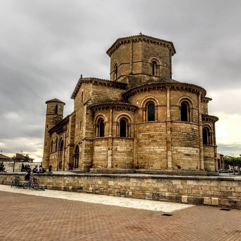 San Martín de Tours, Fromista #travelgram #insta #natgeo #bnesimppl #discoverychannel #photographer #photography #photo #google&hellip;