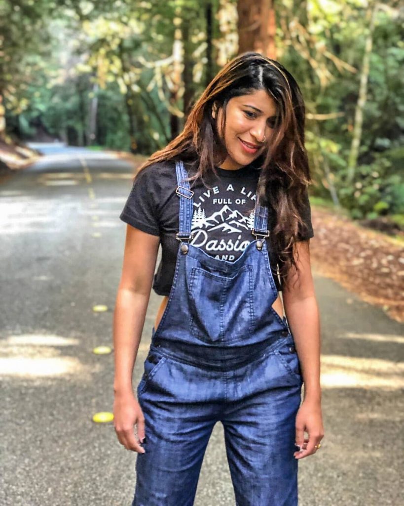 Mentally Somewhere Else . . Rocking my favorite crop top from @owt_wear ???? #bnesimppl&hellip;