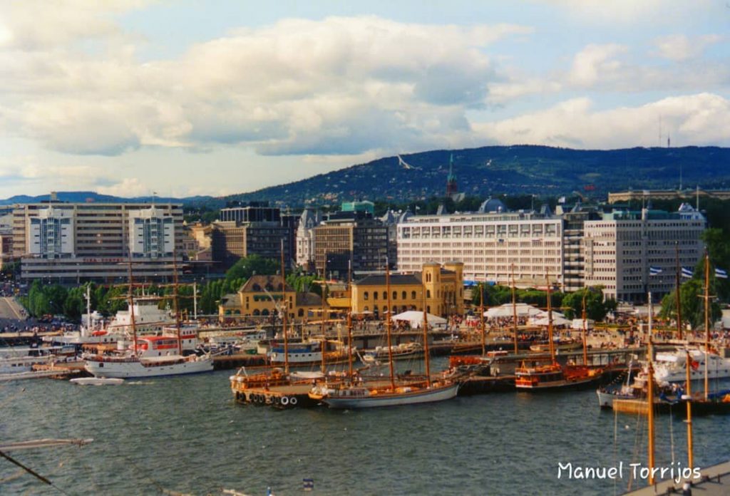 Puerto de Oslo ???????? . . #noruega #fotourbana #pueblopescador #travelnorway #norwaytravel #norwaynature #norwayphotolovers #norwayphotos&hellip;