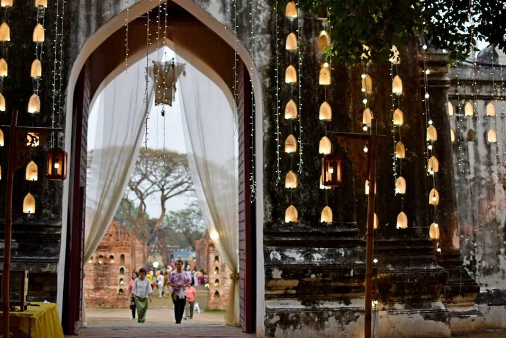 L O P B U R I Pronto comprendimos que los festejos eran debidos&hellip;