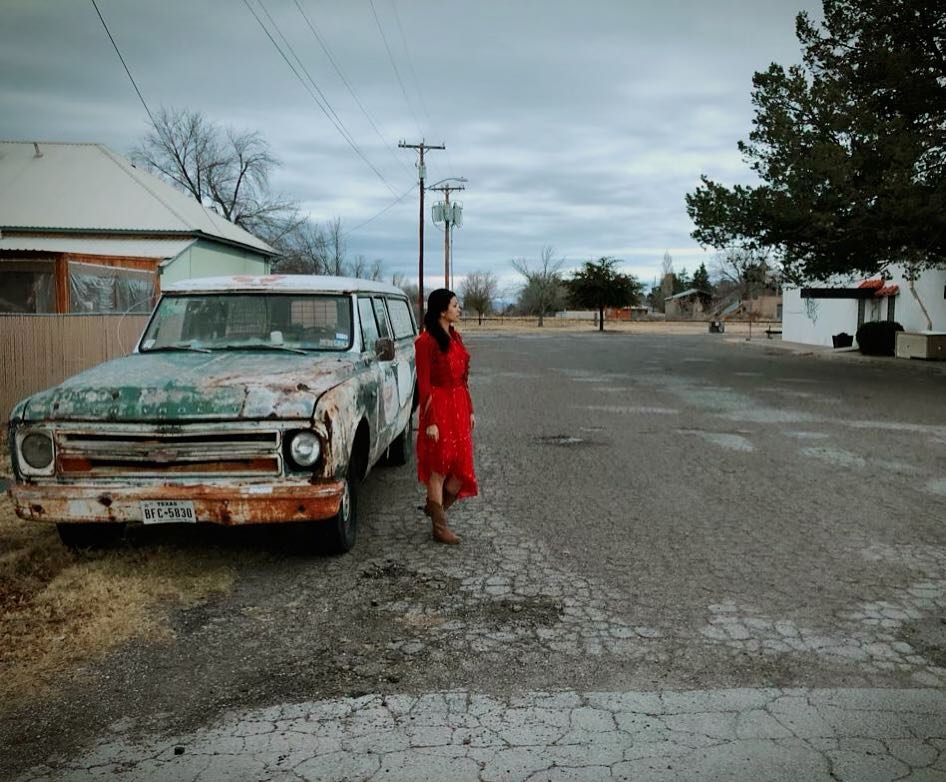 I haven’t been everywhere but it’s on my list! #womenwhocantstoptraveling #travelholic #travelholics #marfa #marfatexas&hellip;