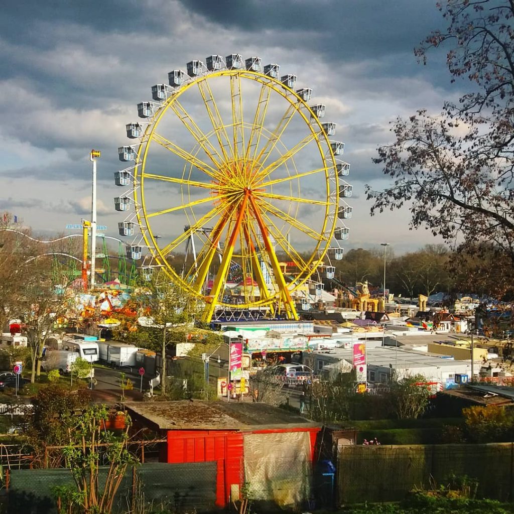 Dippemess (throw back to 3 years ago ) . . . #livingandgreening #Germany #Frankfurt&hellip;