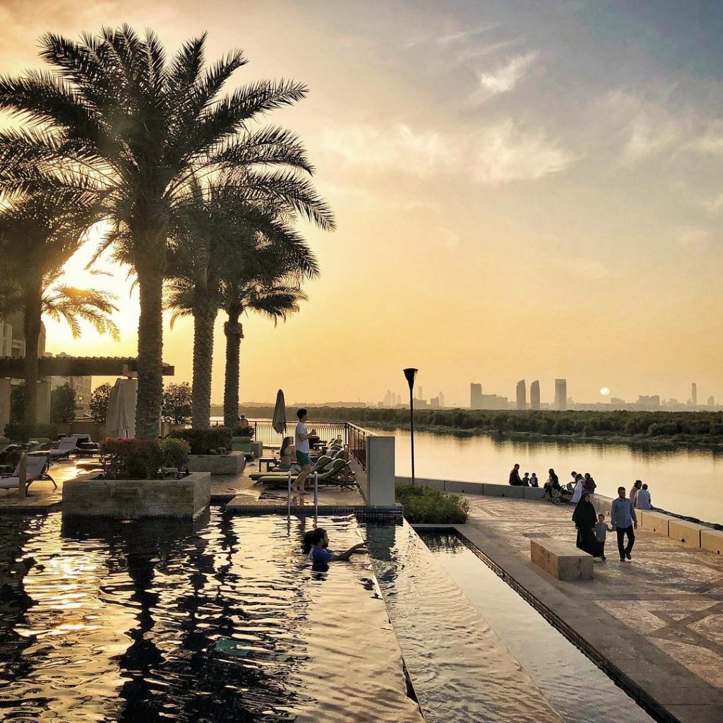 Dreamy Abu Dhabi ️ iPhone X #picoftheday #sun #beautiful #happy #instadaily #photography #travel #photogram&hellip;