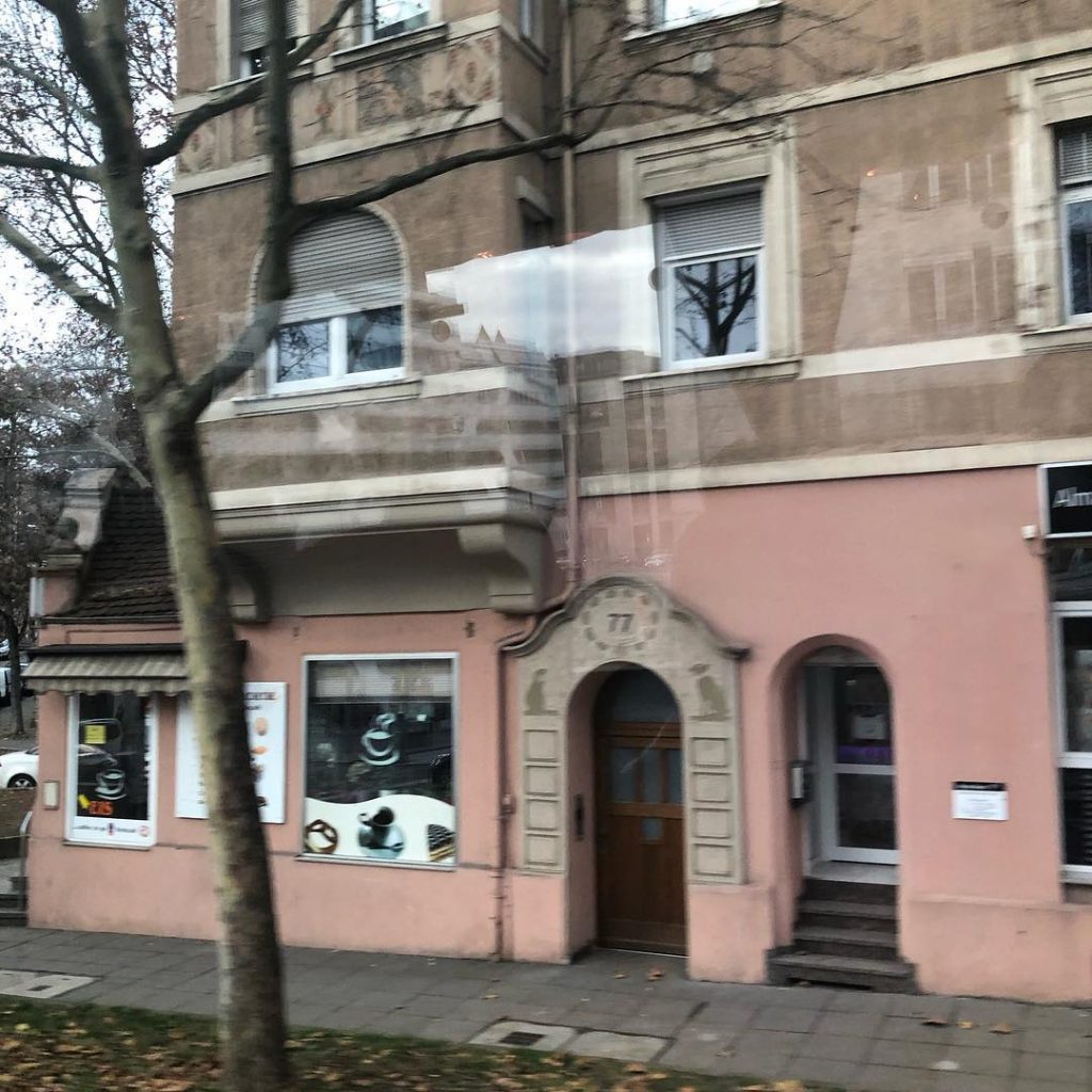 My daughter and I went to Germany for a trip️???????? #Germany #ドイツ #シュツットガルト #stuttgartcity&hellip;