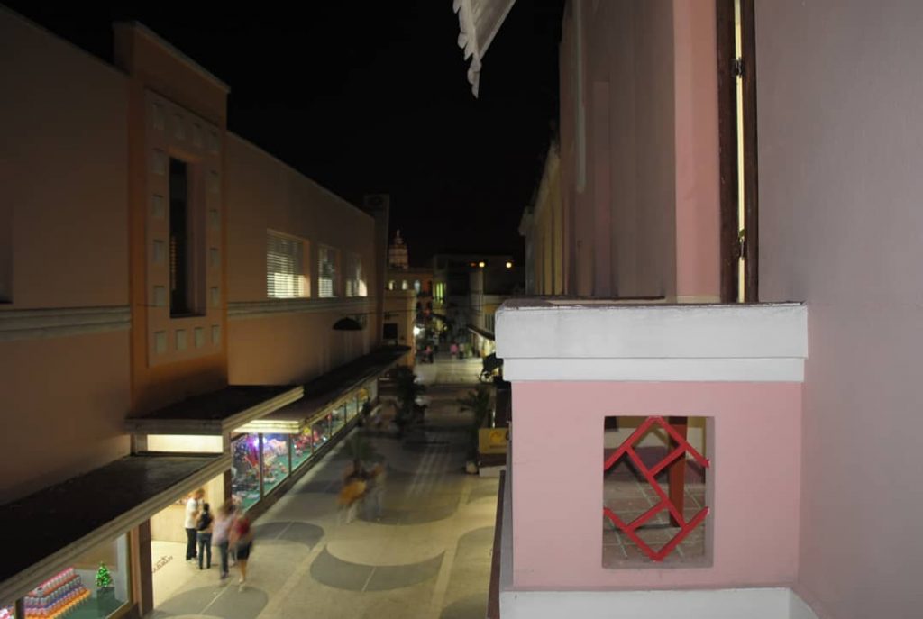 Cuba, Camagüey, November 2014 #cuba #cuban #camagüey #cubatrip #caribbean #city #cityphotography #street #streetphotography #streetlife&hellip;