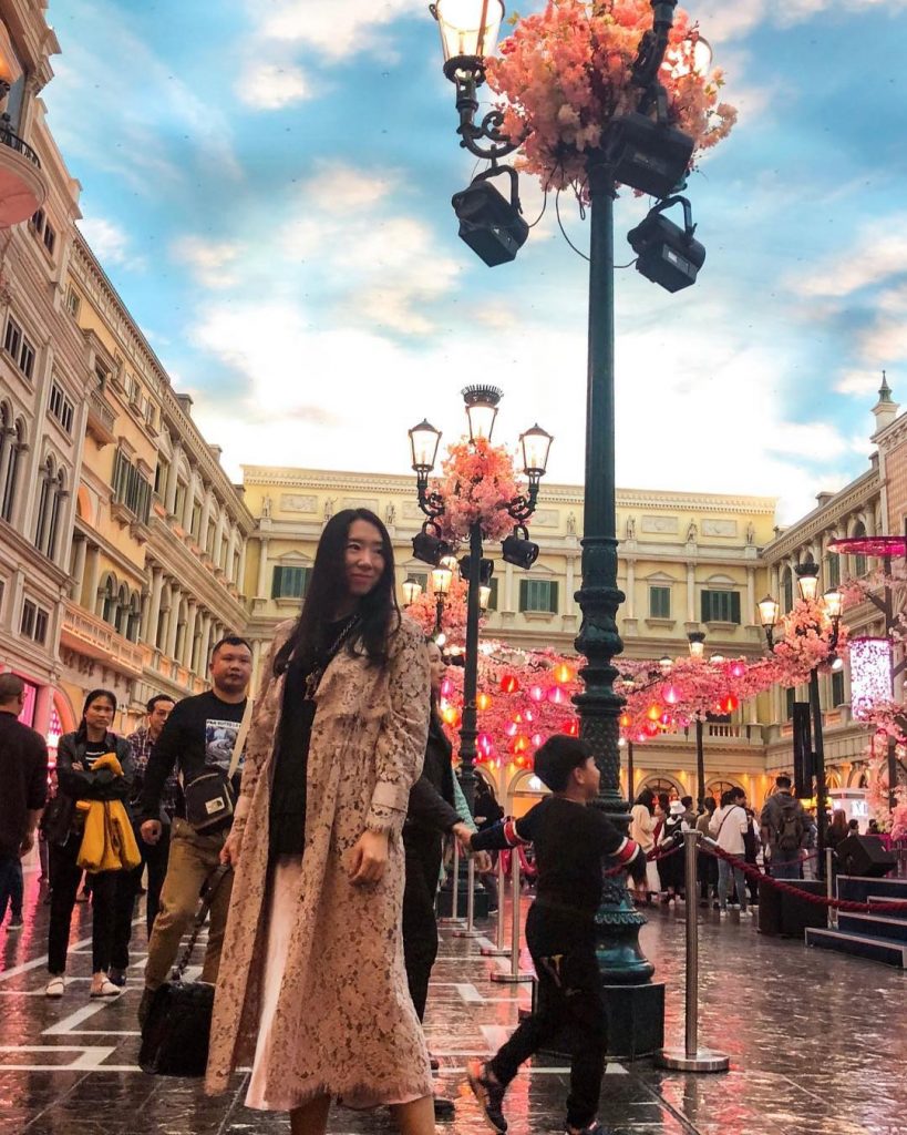 Venetian hotel️ Very artificial but incredibly beautiful . . . #Venetianhotel #hotel #macao #macau&hellip;