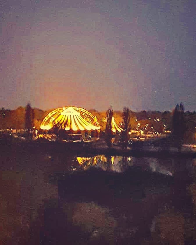 Penso spesso che la notte è più viva e intensamente colorata del giorno. @vincent_van_gogh_love&hellip;