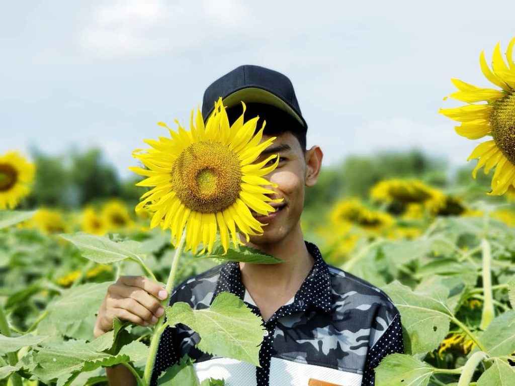 Flower face #khmer #flowers #nice #photography #bnesimppl #cambodia #plants #happy #cute #nicepic #new #tree&hellip;