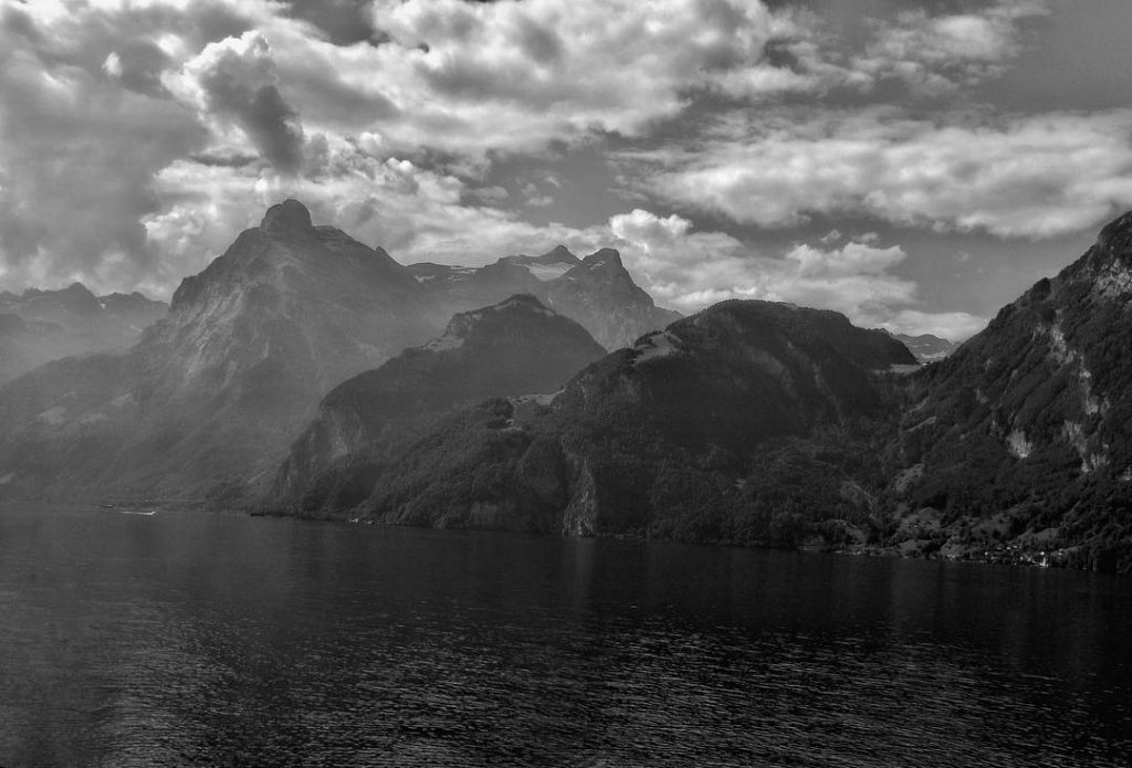 #fotartplgz #traveldestinations_ig #bnesimppl #biancoenerophoto #biancoenero Edited with: @carbonblackandwhite _ #instagrammers #igers #instalove #instamood #instagood&hellip;