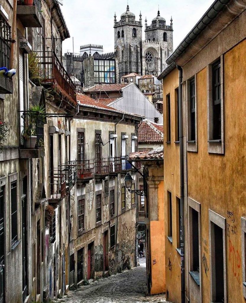 #porto #portugal #葡萄牙 #timeoutporto #travel #backpackers #adventuretime #背包客 #igersportugal #igerportugal #iamtb #travelrepost #bnesimppl #portugaltravel&hellip;