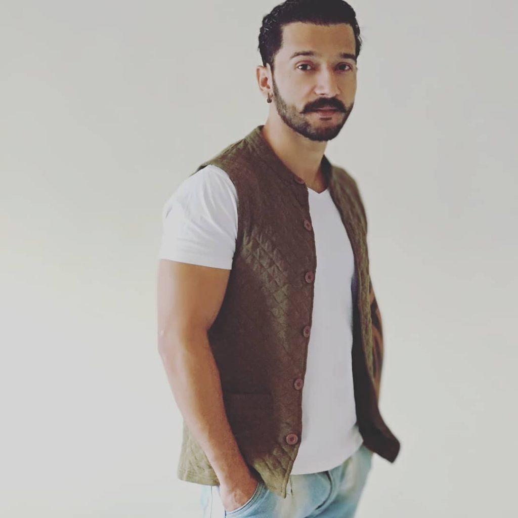 बहुत अंदर तक जला देती है, वो “ शिकायतें” जो कभी बयां नहीं होती #Indian #fitness #royal&hellip;