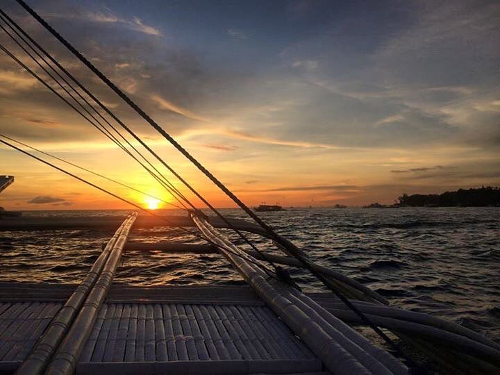 Remember that happiness is a way of travel – not a destination. #bnesimppl #travelingram&hellip;