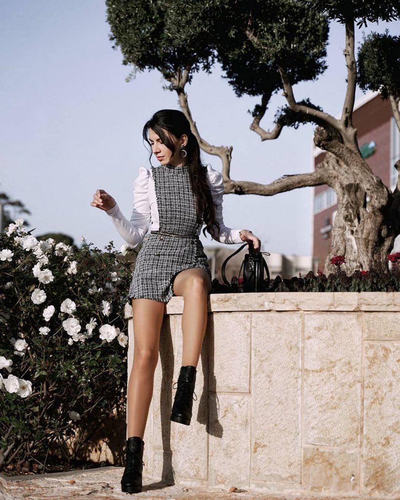 . . #fashionillustration #fashionblogger #globe_portraits #girlspower #israelblogger #makeuprevolution #instapic #beautyblog #travelblogger #vogue_magazine #brunette&hellip;