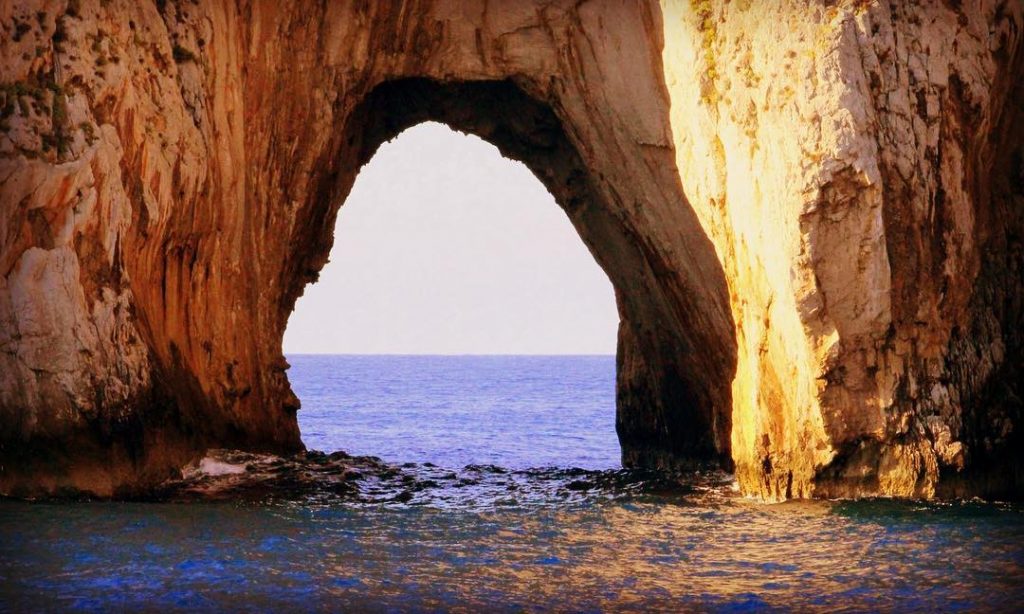 The threshold #amalficoast #amalfi #capri #sorrento #italy #italy???????? #Italy travel #photography #photo #photographer #photooftheday&hellip;