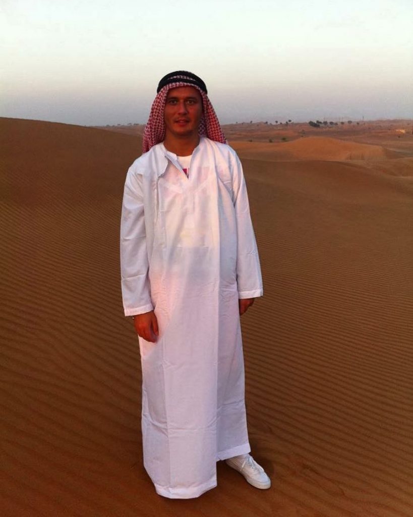 Remember that happiness is a way of travel – not a destination. #bnesimppl #travelingram&hellip;