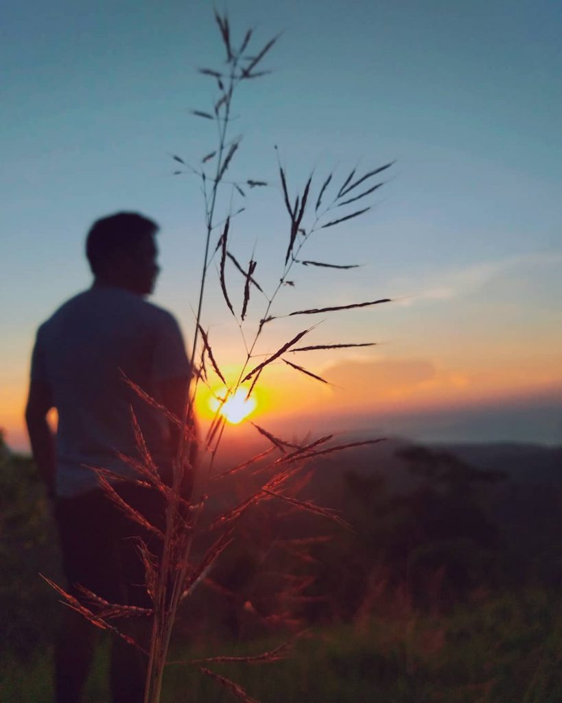 Sunsets are proof that endings can be beautiful. @kathydgypsy ️